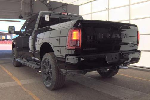 2025 RAM 3500 Laramie Crew Cab 4x4 6'4' Box