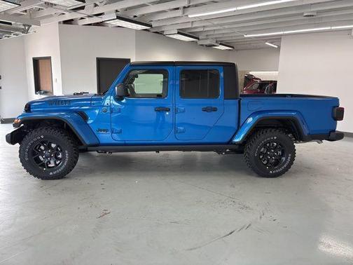 2025 Jeep Gladiator Willys