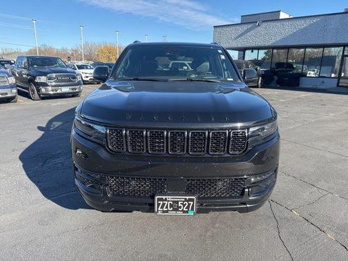 2022 Jeep Wagoneer Series III Carbide 4x4