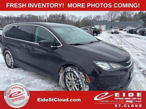 2017 Chrysler Pacifica LX