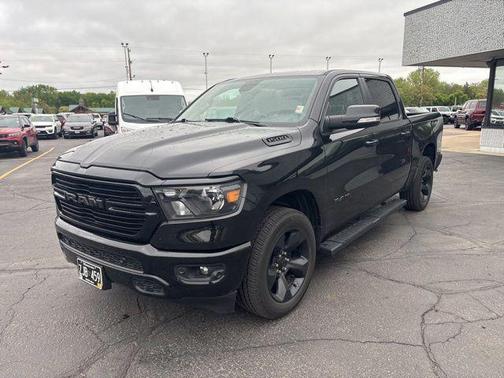 Diamond Black Crystal Pearlcoat 2019 RAM 1500 Big Horn