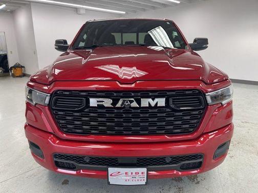 Molten Red Pearlcoat 2026 RAM 1500 Big Horn/Lone Star
