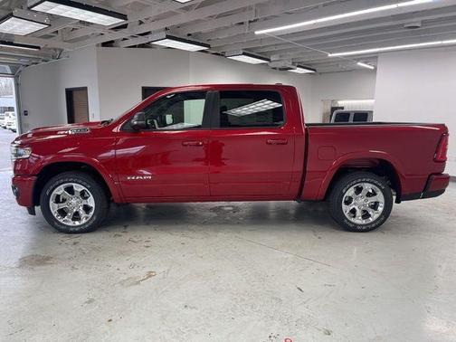 Molten Red Pearlcoat 2026 RAM 1500 Big Horn/Lone Star