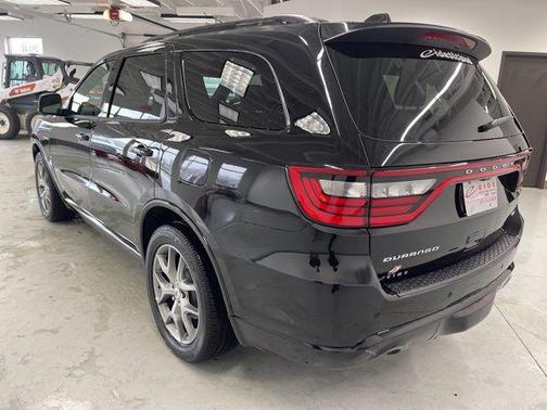 DB Black Crystal Clearcoat 2026 Dodge Durango GT Plus