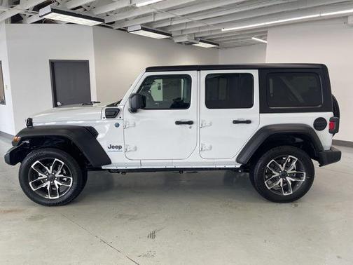 2025 Jeep Wrangler 4xe Sport S