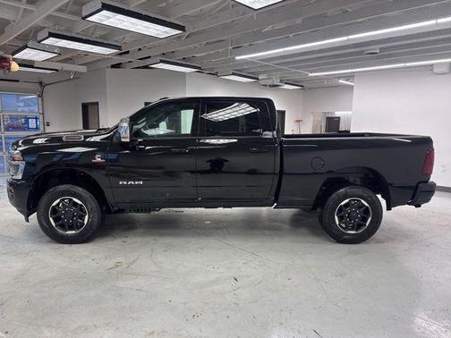 2026 RAM 3500 Laramie Crew Cab 4x4 6'4' Box