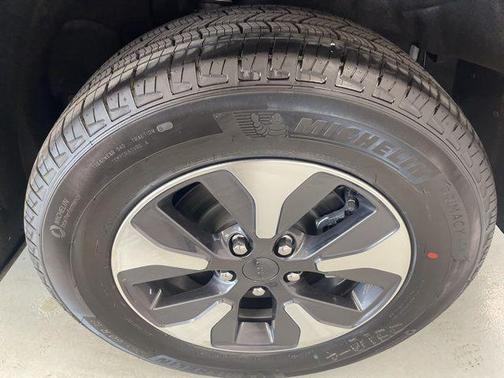 2025 Jeep Grand Cherokee 4xe Base