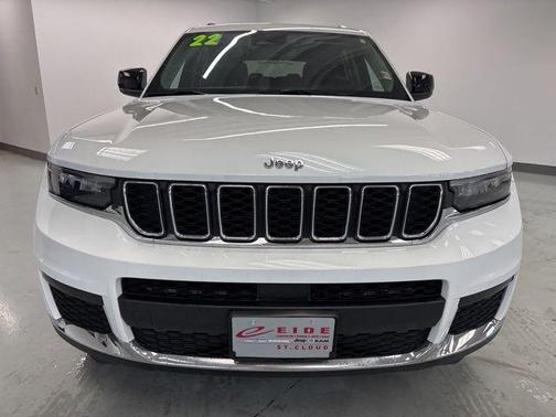 2022 Jeep Grand Cherokee L Laredo