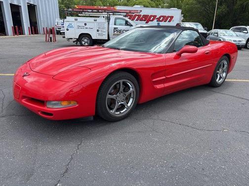 2000 Chevrolet Corvette Base