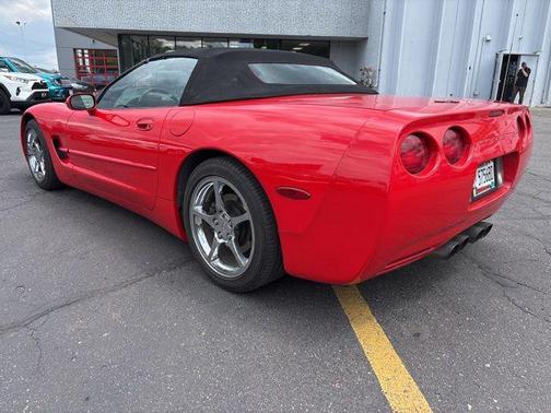 2000 Chevrolet Corvette Base