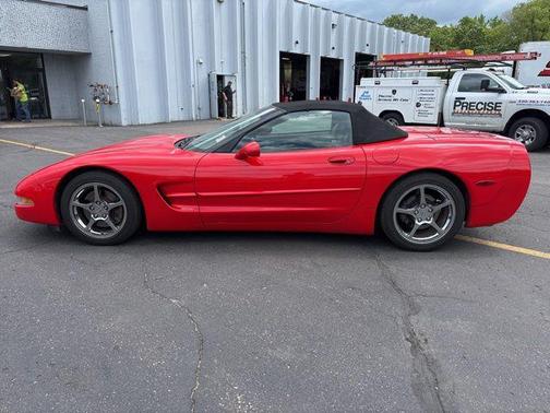 2000 Chevrolet Corvette Base