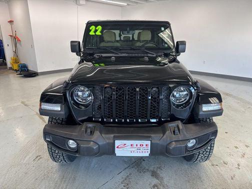 2022 Jeep Gladiator Willys 4x4