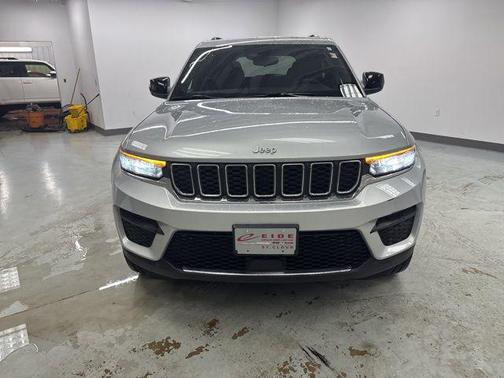 2024 Jeep Grand Cherokee Laredo