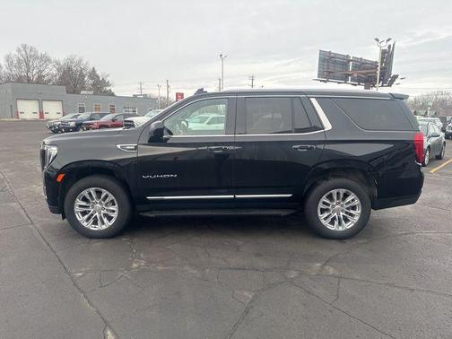 2021 GMC Yukon SLT