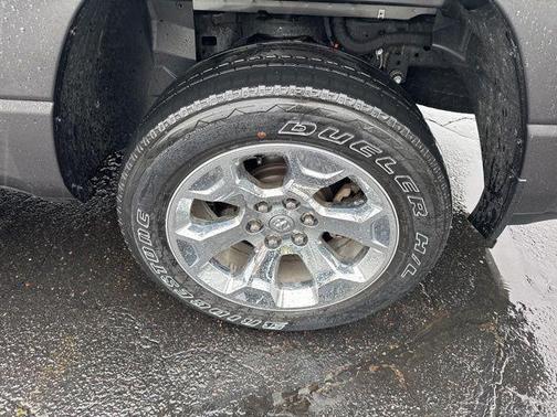 Granite Crystal Metallic Clearcoat 2023 RAM 1500 Big Horn/Lone Star
