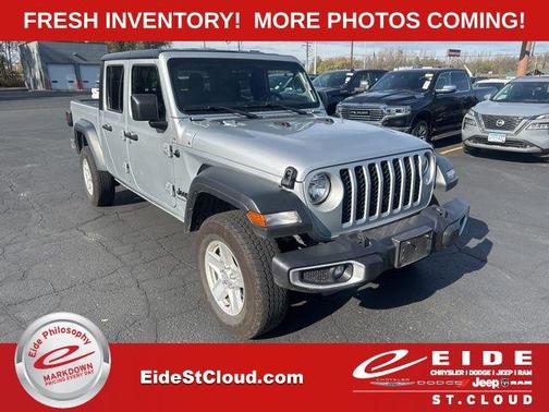 2023 Jeep Gladiator Sport S
