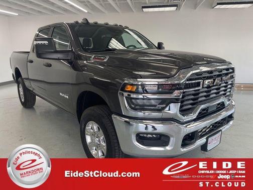 2025 RAM 3500 Big Horn Crew Cab 4x4 6'4' Box