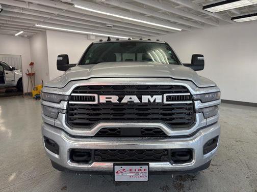 2026 RAM 3500 Big Horn Crew Cab 4x4 6'4' Box