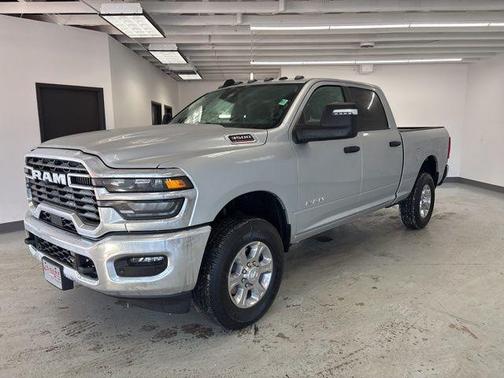 2026 RAM 3500 Big Horn Crew Cab 4x4 6'4' Box