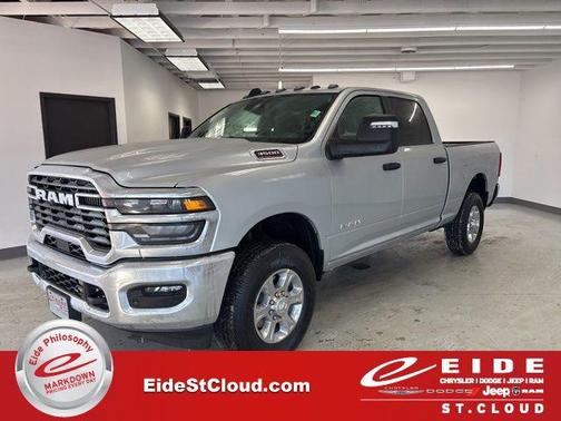 2026 RAM 3500 Big Horn Crew Cab 4x4 6'4' Box