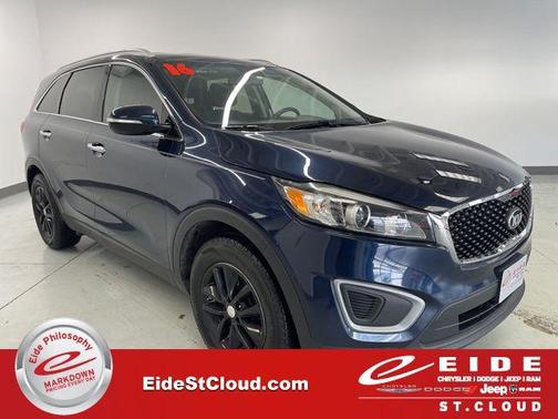 2016 Kia Sorento LX