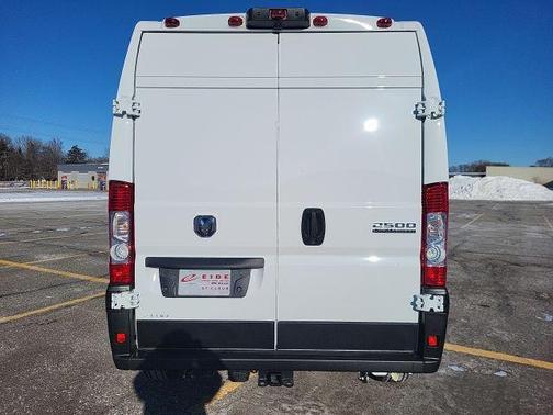 2025 RAM ProMaster 2500 Tradesman