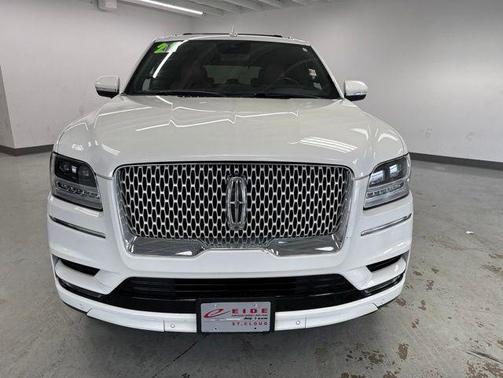 Pristine White 2021 Lincoln Navigator Reserve