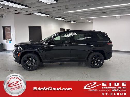 2025 Jeep Grand Cherokee Altitude