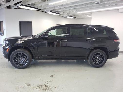 2025 Jeep Grand Cherokee L Summit Reserve