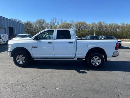 Bright White Clearcoat 2016 RAM 2500 Tradesman