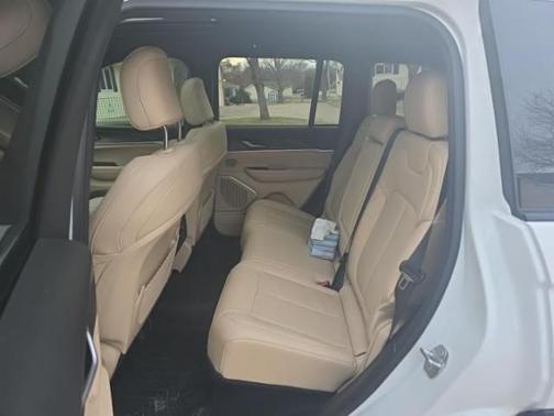 2022 Jeep Grand Cherokee 4xe Base