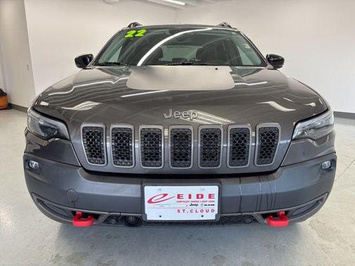 2022 Jeep Cherokee Trailhawk