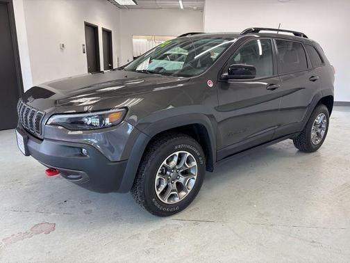 2022 Jeep Cherokee Trailhawk