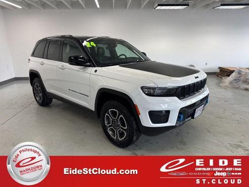 2024 Jeep Grand Cherokee 4xe Trailhawk