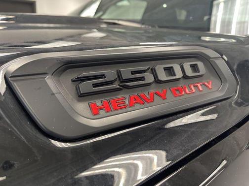 2025 RAM 2500 Big Horn Crew Cab 4x4 6'4' Box