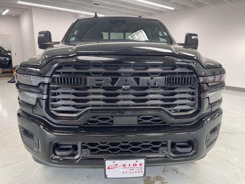 2025 RAM 2500 Big Horn Crew Cab 4x4 6'4' Box
