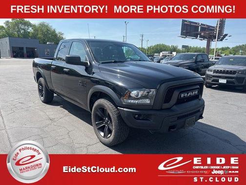 Diamond Black Crystal Pearlcoat 2021 RAM 1500 Classic Warlock Quad Cab 4x4 6'4' Box