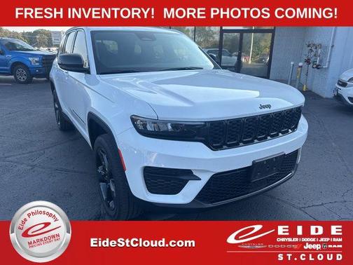 2022 Jeep Grand Cherokee Altitude