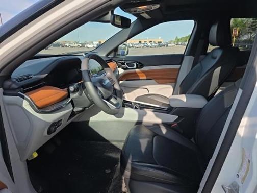 Bright White Clearcoat 2023 Jeep Compass Limited