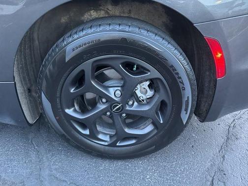 2022 Chrysler Pacifica Hybrid Limited