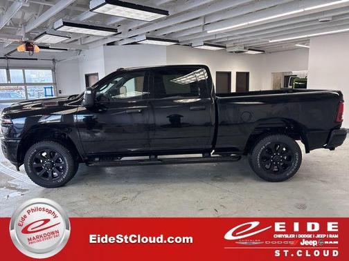 2026 RAM 2500 Big Horn Crew Cab 4x4 6'4' Box