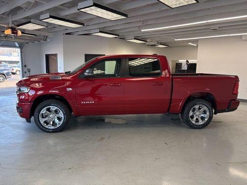 Molten Red Pearlcoat 2026 RAM 1500 Big Horn/Lone Star