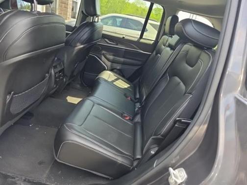 Baltic Gray Metallic Clearcoat 2023 Jeep Grand Cherokee 4xe Base