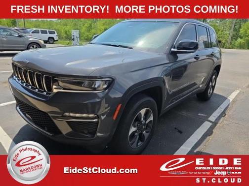 Baltic Gray Metallic Clearcoat 2023 Jeep Grand Cherokee 4xe Base