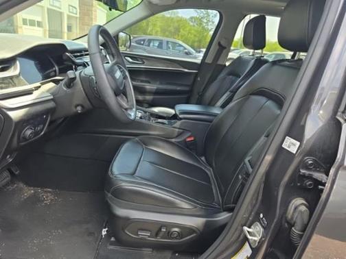 Baltic Gray Metallic Clearcoat 2023 Jeep Grand Cherokee 4xe Base