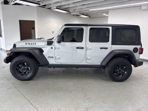 Silver Zynith Clearcoat 2023 Jeep Wrangler 4xe Base