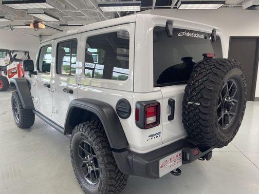 2025 Jeep Wrangler 4xe Willys