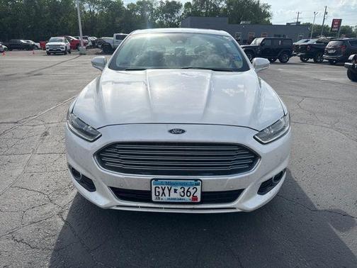 White Platinum Tri-Coat Metallic 2013 Ford Fusion Hybrid SE Hybrid