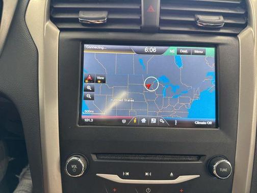 White Platinum Tri-Coat Metallic 2013 Ford Fusion Hybrid SE Hybrid