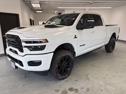 2025 RAM 3500 Laramie Crew Cab 4x4 6'4' Box